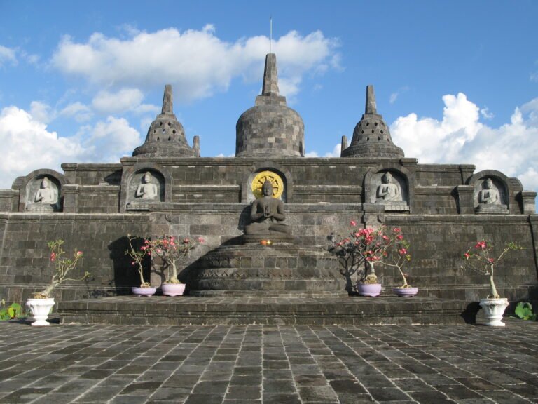 Brahmavihara Arama, Bali