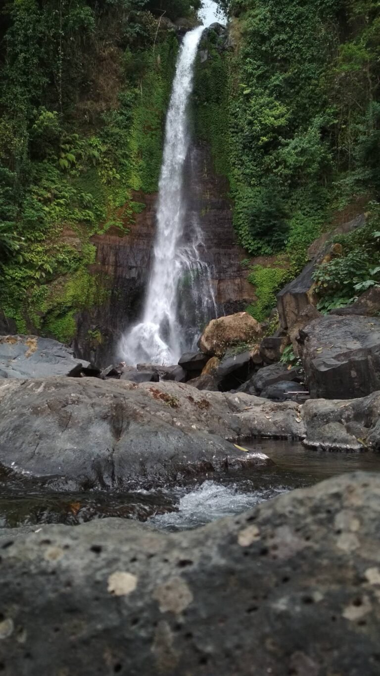 Gitgit Waterfall, Bali