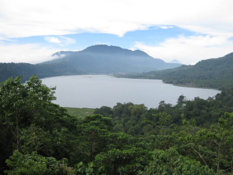 Lake Tamblingan, Bali