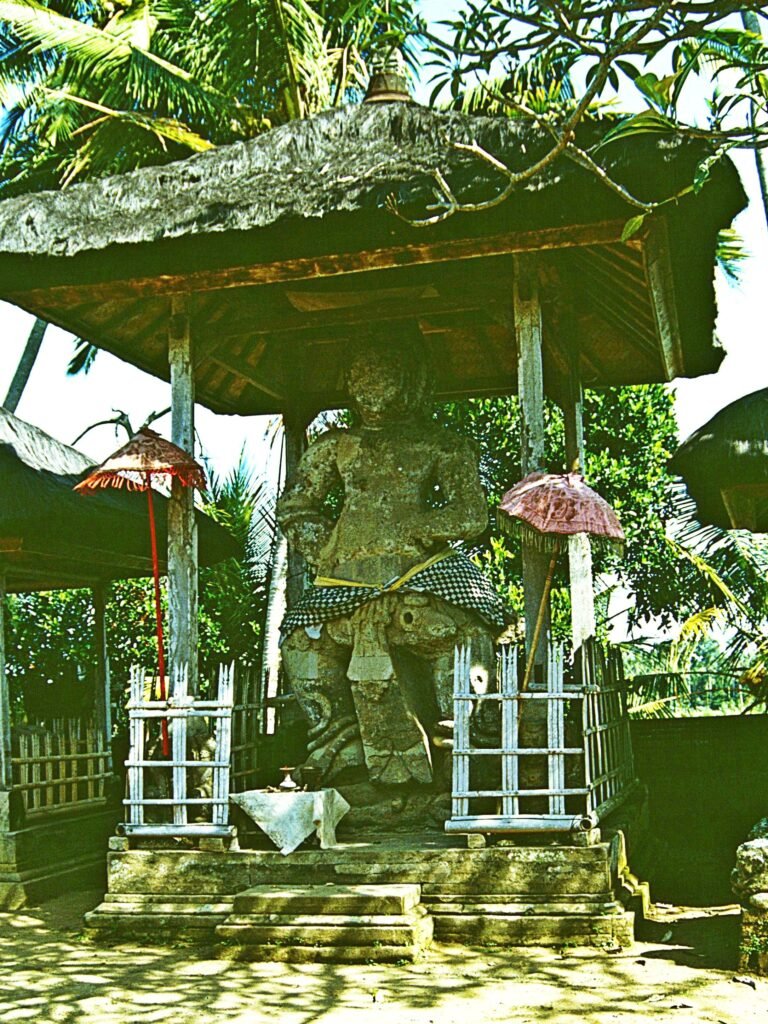 Kebo Edan Temple, Bali