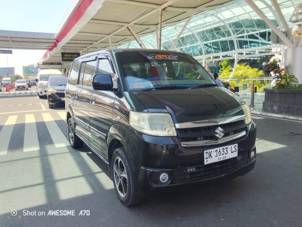 Driver vehicle photo