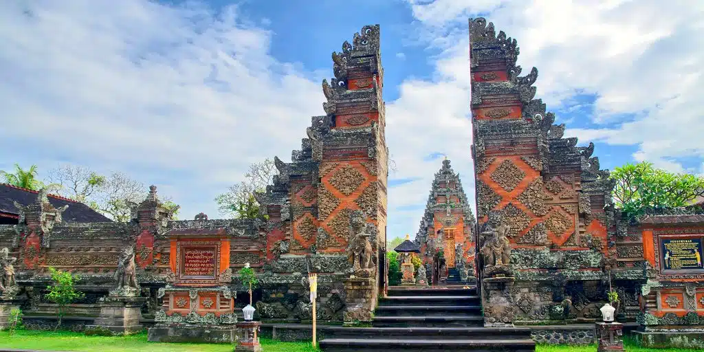 The Majestic Candi Bentar of Puseh Temple
